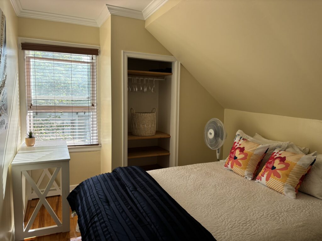 Unit 5 - 3 Bedroom apartment