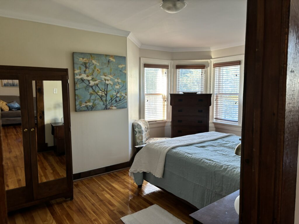 Unit 5 - 3 Bedroom apartment
