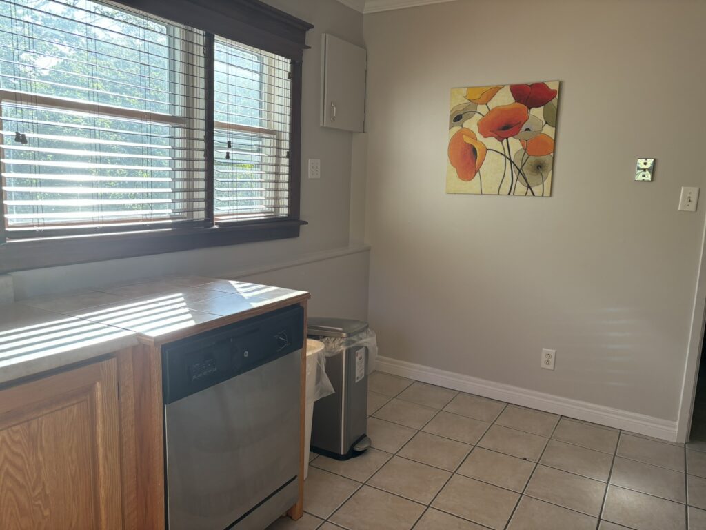 Unit 5 - 3 Bedroom apartment
